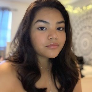 Meet your Posher, Diana